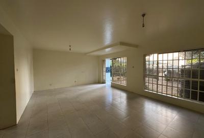 3 Bed Townhouse with En Suite in Brookside