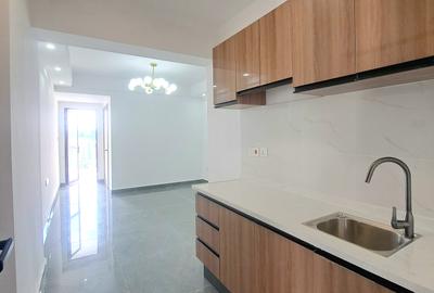 1 Bed Apartment with En Suite at Riverside Dr