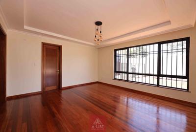 5 Bed Townhouse with En Suite at Loresho