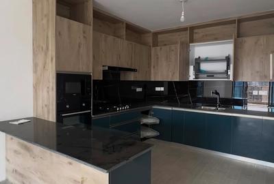 2 Bed Apartment with En Suite at Valley Arcade