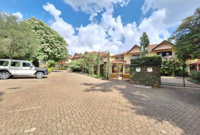 4 Bed Townhouse with En Suite at Lavington Green