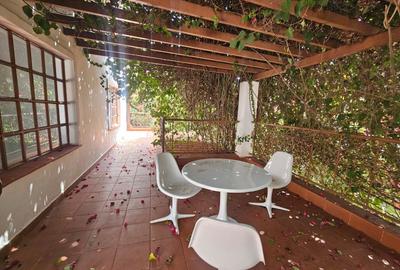 5 Bed House with En Suite in Karen