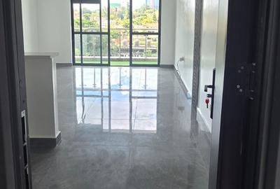 2 Bed Apartment with En Suite in Riverside - 3