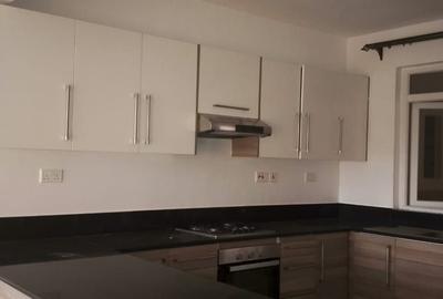 2 Bed Apartment with En Suite in Westlands Area - 3