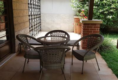 5 Bed Townhouse with En Suite at Lavington - 4