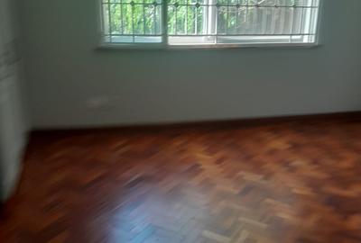 3 Bed House with En Suite in Runda