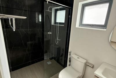 3 Bed Apartment with En Suite at Brookside - 3