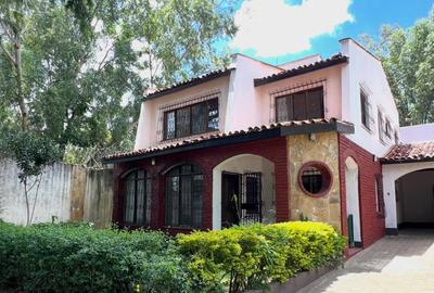 4 Bed Townhouse with En Suite in Lavington