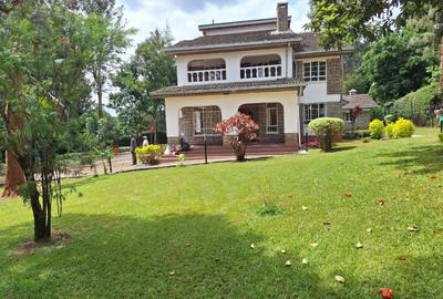 5 Bed House with En Suite in Runda