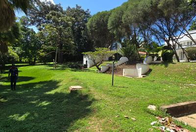 Commercial Property with Backup Generator at Westgate Area - 3