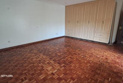 4 Bed Townhouse with En Suite at James Gichuru - 2