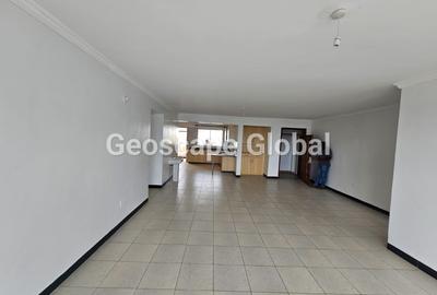 3 Bed Apartment with En Suite in Kileleshwa