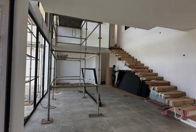 4 Bed Villa with En Suite in Runda - 2