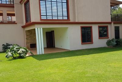 4 Bed House with En Suite at Runda Palm