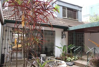 4 Bed Townhouse with Staff Quarters in Kileleshwa