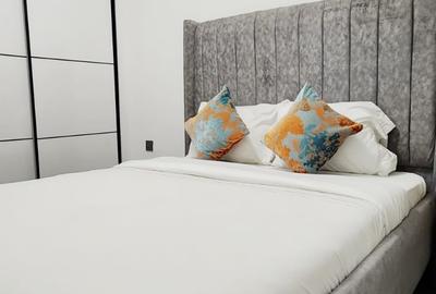 Serviced 2 Bed Apartment with En Suite at Westlands Road - 4