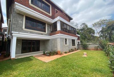 5 Bed Townhouse with En Suite in Spring Valley