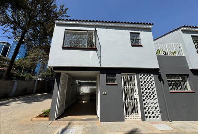 4 Bed Townhouse with En Suite at Lantana Road - 3