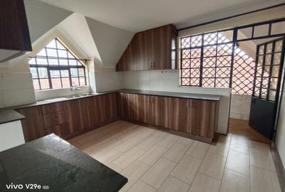 2 Bed Apartment with En Suite at Waiyaki Way - 4