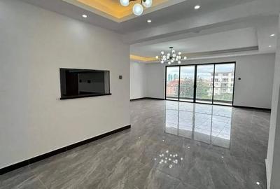 4 Bed Apartment with En Suite at Valley Arcade