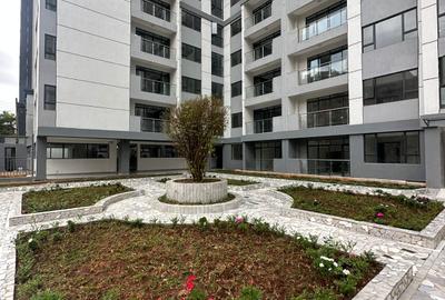 1 Bed Apartment with En Suite in Lavington - 3