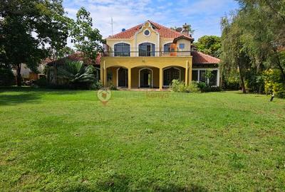 5 Bed House with Swimming Pool at Mimosa