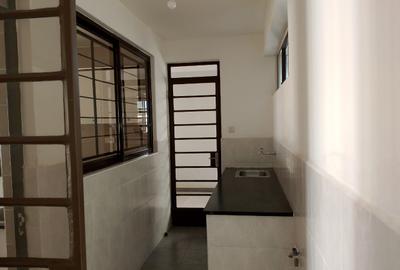 2 Bed Apartment with En Suite at Parklands - 2