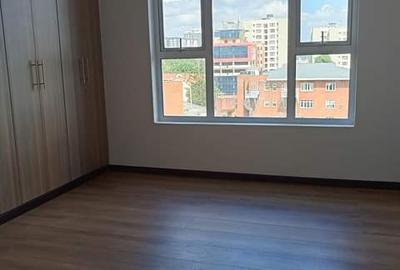 2 Bed Apartment with En Suite at Parklands - 2