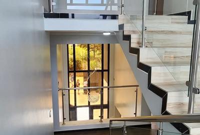 5 Bed Villa at Mugutha
