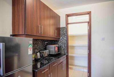 Furnished 1 Bed Apartment with En Suite at 6Th Parklands