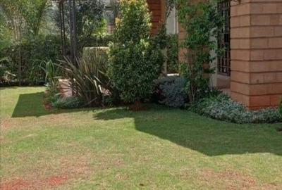 4 Bed Villa with En Suite in Kitisuru