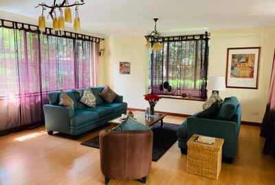 4 Bed Townhouse with En Suite at Lavington - 3