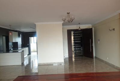 Serviced 4 Bed Apartment with En Suite in Westlands Area