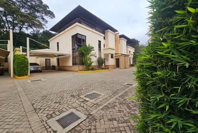 4 Bed Townhouse with En Suite at Kaputei Gardens