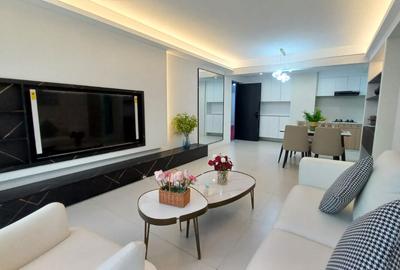 2 Bed Apartment with En Suite in Lavington