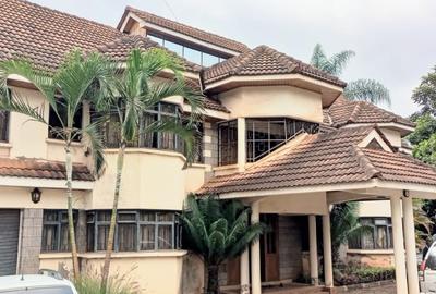 6 Bed Townhouse with En Suite at Runda