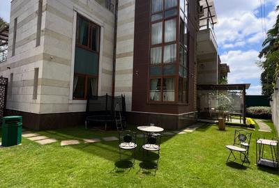 5 Bed Townhouse with En Suite in Lavington