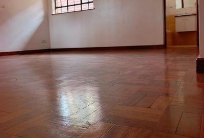 5 Bed Townhouse with En Suite in Lavington - 4