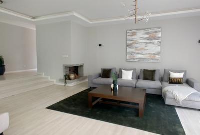 5 Bed Villa with En Suite in Karen