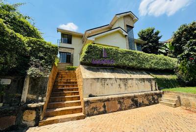 4 Bed Townhouse with En Suite at Kinanda Rd