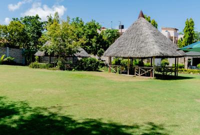 1,500 m² Commercial Property with Backup Generator at First Avenue Off Links Road