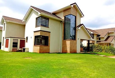 4 Bed Villa with Staff Quarters in Kitisuru