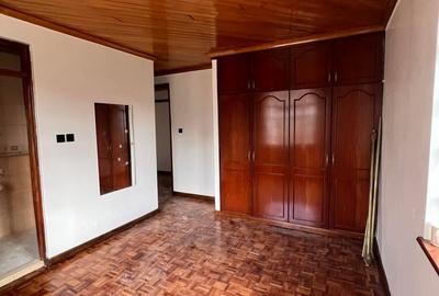 4 Bed Townhouse with En Suite at Amboseli Lane - 4