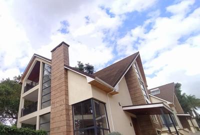 5 Bed Townhouse with En Suite in Lavington