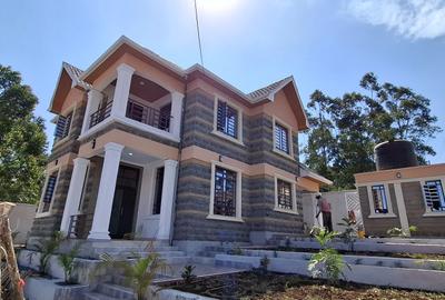 4 Bed House with En Suite in Ngong