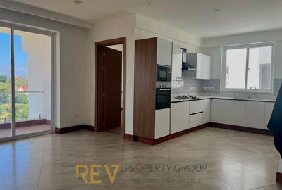 2 Bed Apartment with En Suite in Parklands