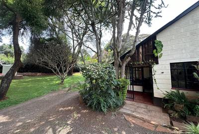 2 Bed House with En Suite at Karen Hardy