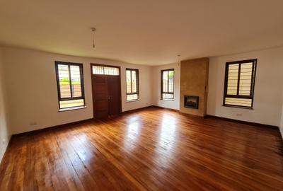 4 Bed Townhouse with En Suite at Kileleshwa
