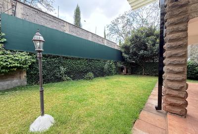 5 Bed Townhouse with En Suite at Lavington - 2