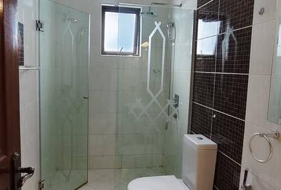 5 Bed Townhouse with En Suite at Grevillea Grove - 2